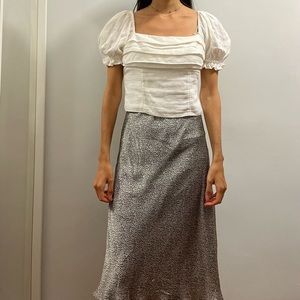 White ruched puff sleeve blouse